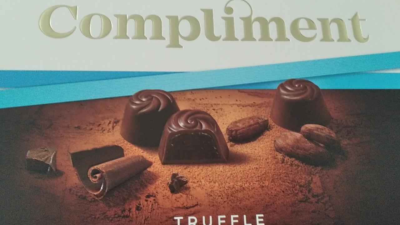 Фото - конфеты Compliment с начинкой со вкусом Трюфель Roshen