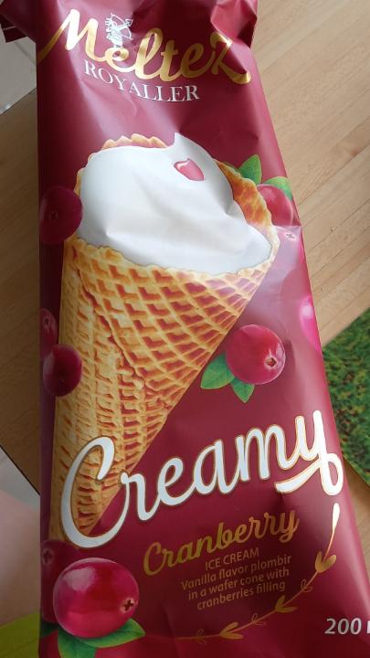 Фото - Мороженое с клюквой в вафельном рожке Meltek