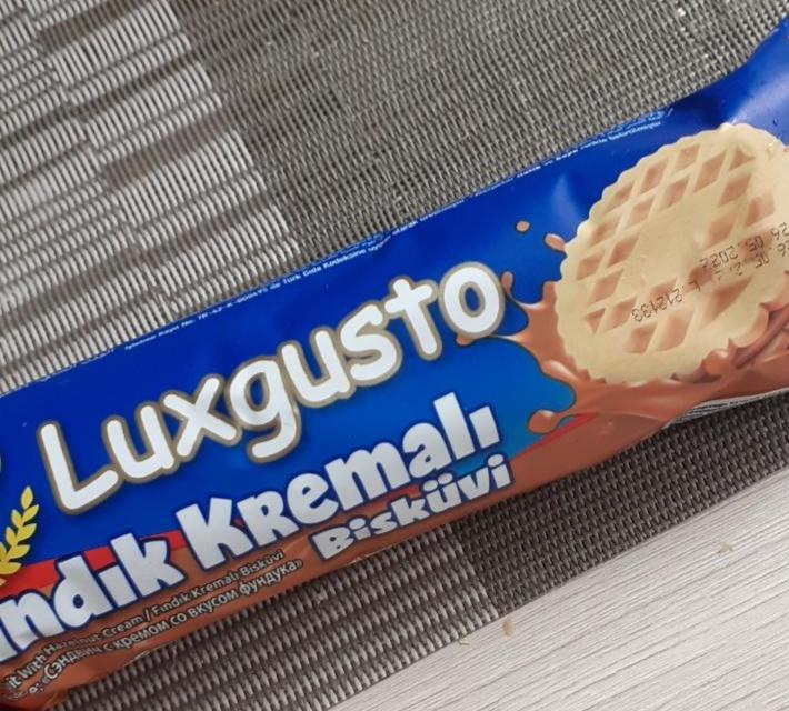 Фото - Печенье-сэндвич со вкусом фундука Luxgusto