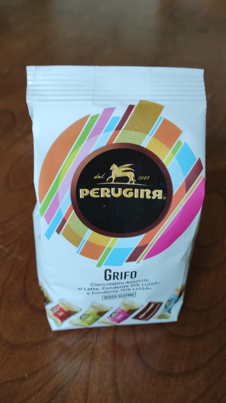 Фото - Шоколадные конфеты Perugina Grifo