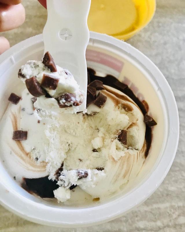 Фото - Toblerone ice cream мороженное