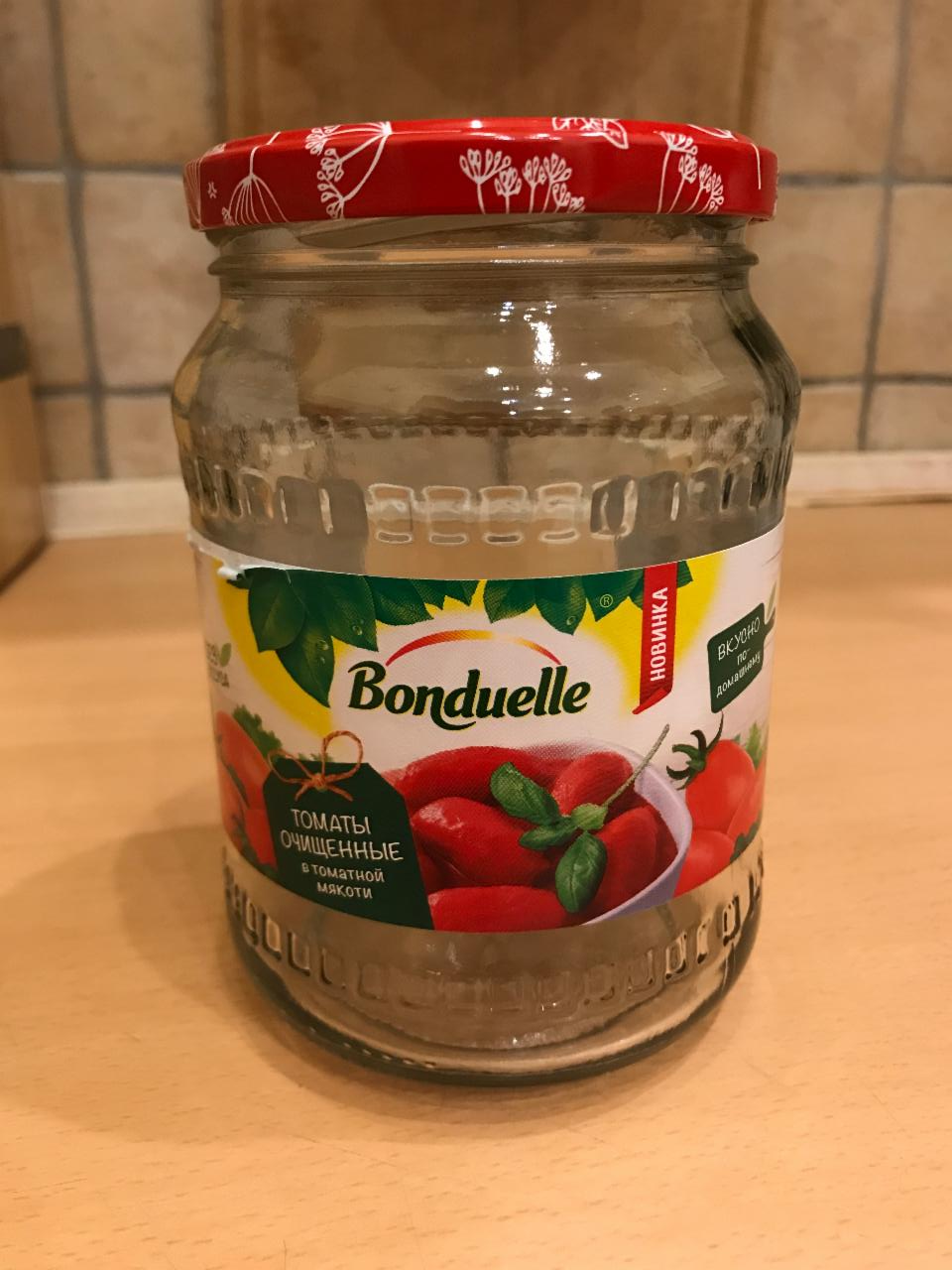 Фото - Томаты очищенные в томатной мякоти Bonduelle