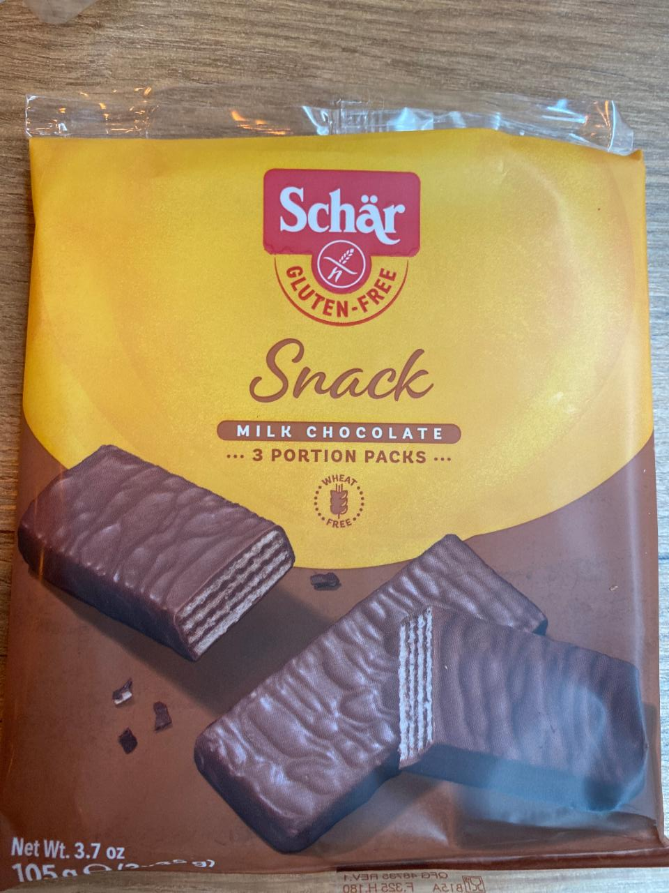 Фото - Вафли шоколадные с орехами Snack Schar