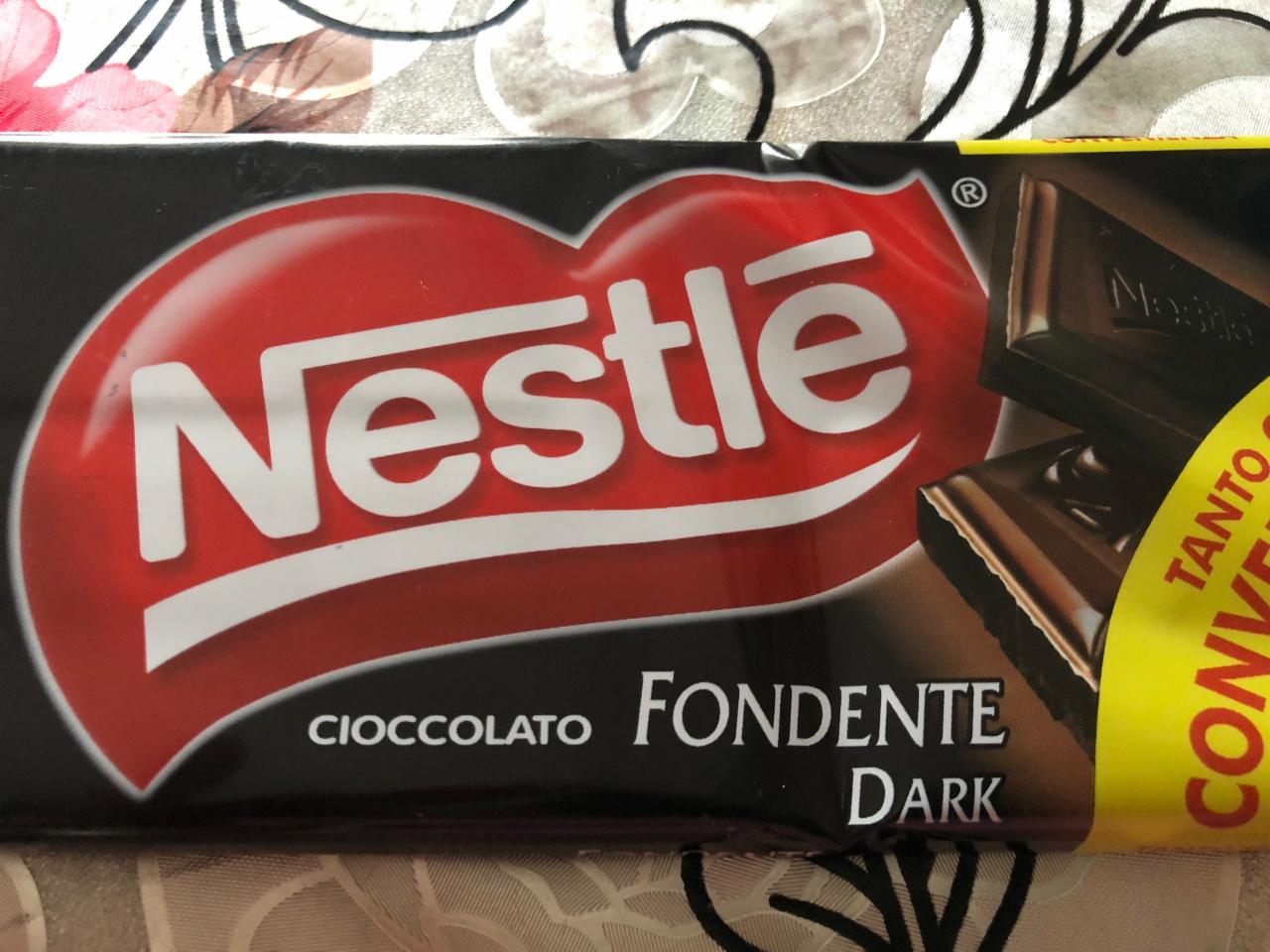 Фото - Tavoletta di puro cioccolato fondente Nestle