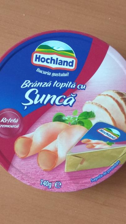Фото - плавленый сыр с ветчиной Шинка Hochland Romania