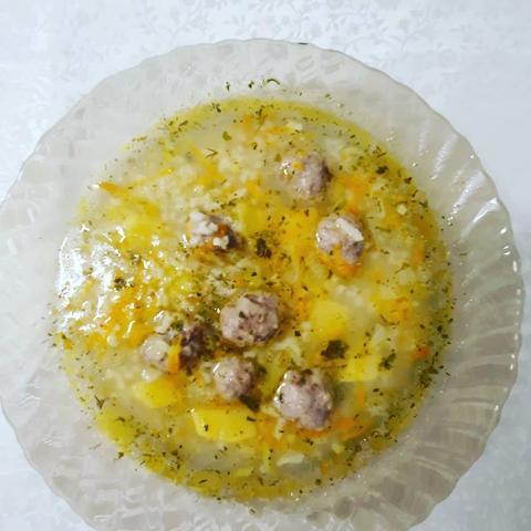 Фото - суп рисовый с фрикадельки 