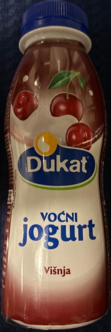 Фото - Йогурт питьевой вишня Dukat