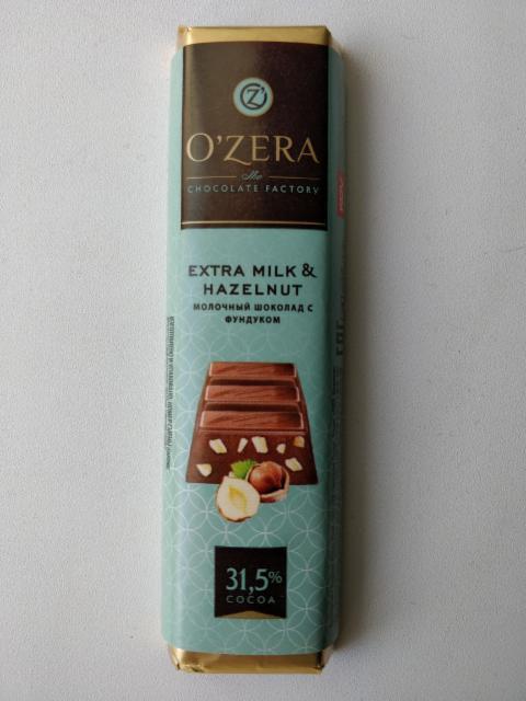 Фото - Батончик молочный шоколад с фундуком Extra milk&hazelnut O'Zera