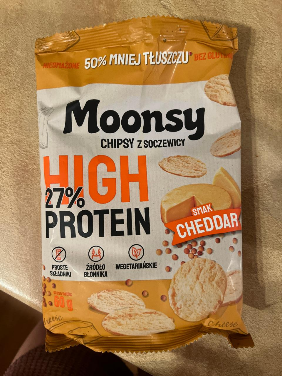 Фото - Chipsy z soczewicy smak cheddar Moonsy