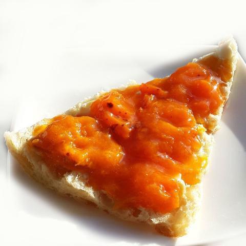 Фото - Пирог с абрикосовым вареньем 