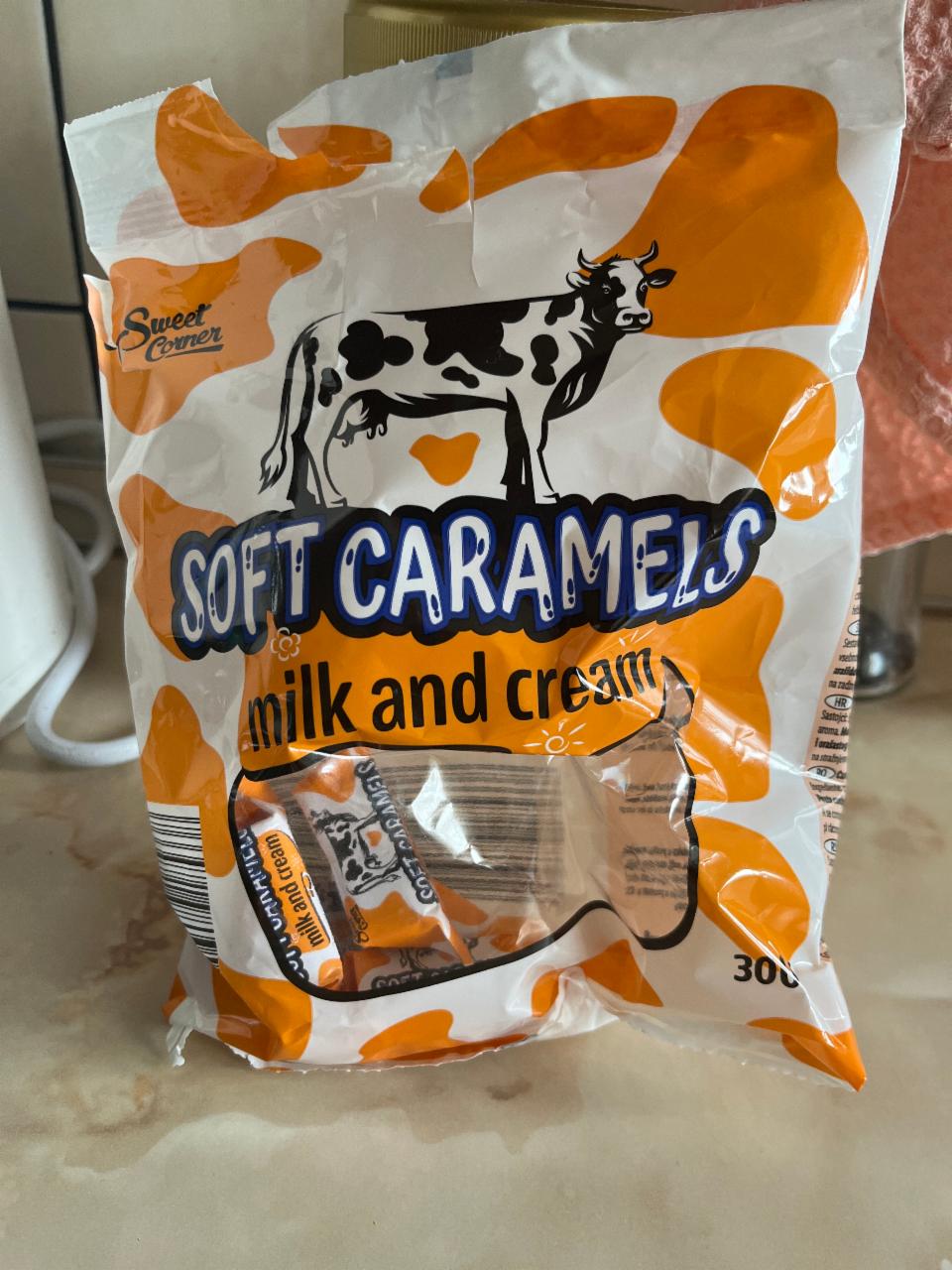 Фото - Soft caramels milk and cream Sweet Corner